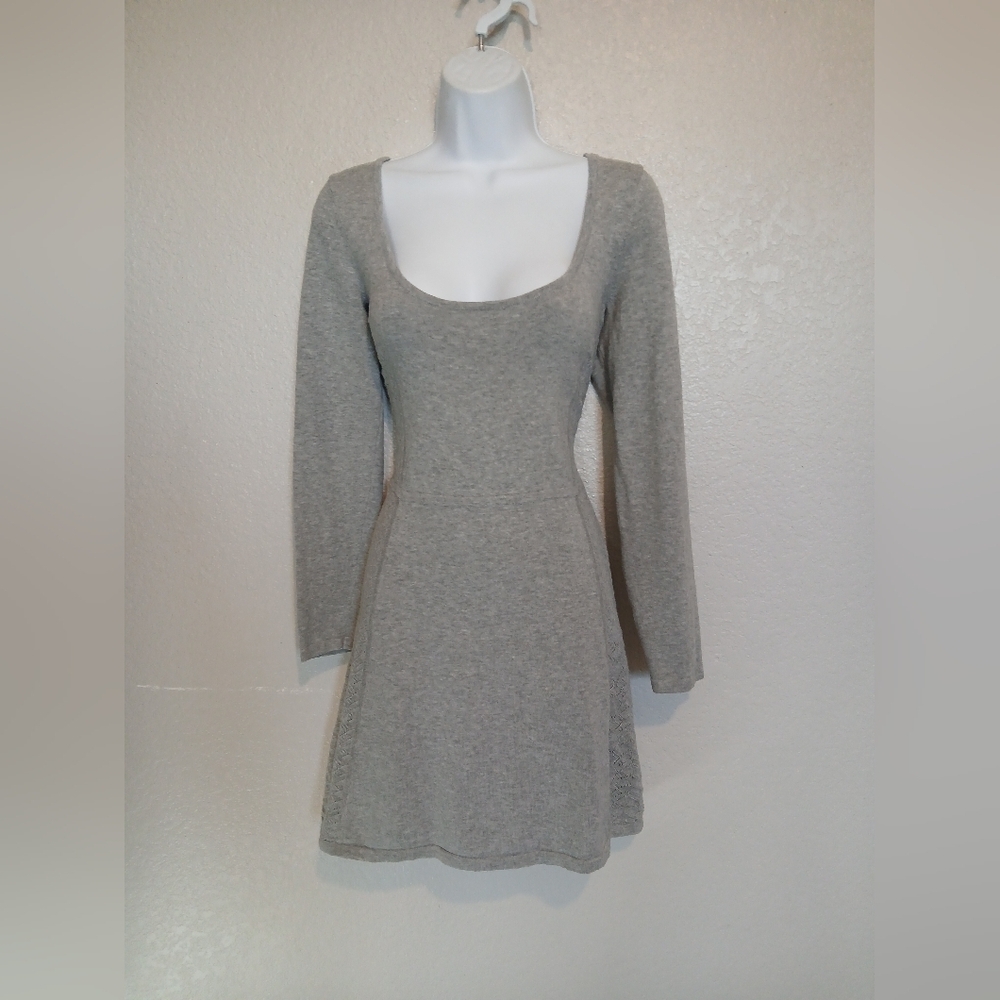 💚5/$25 Victoria's Secret Gray Long Sleeve Knit Swearer Skater Dress Low Cut